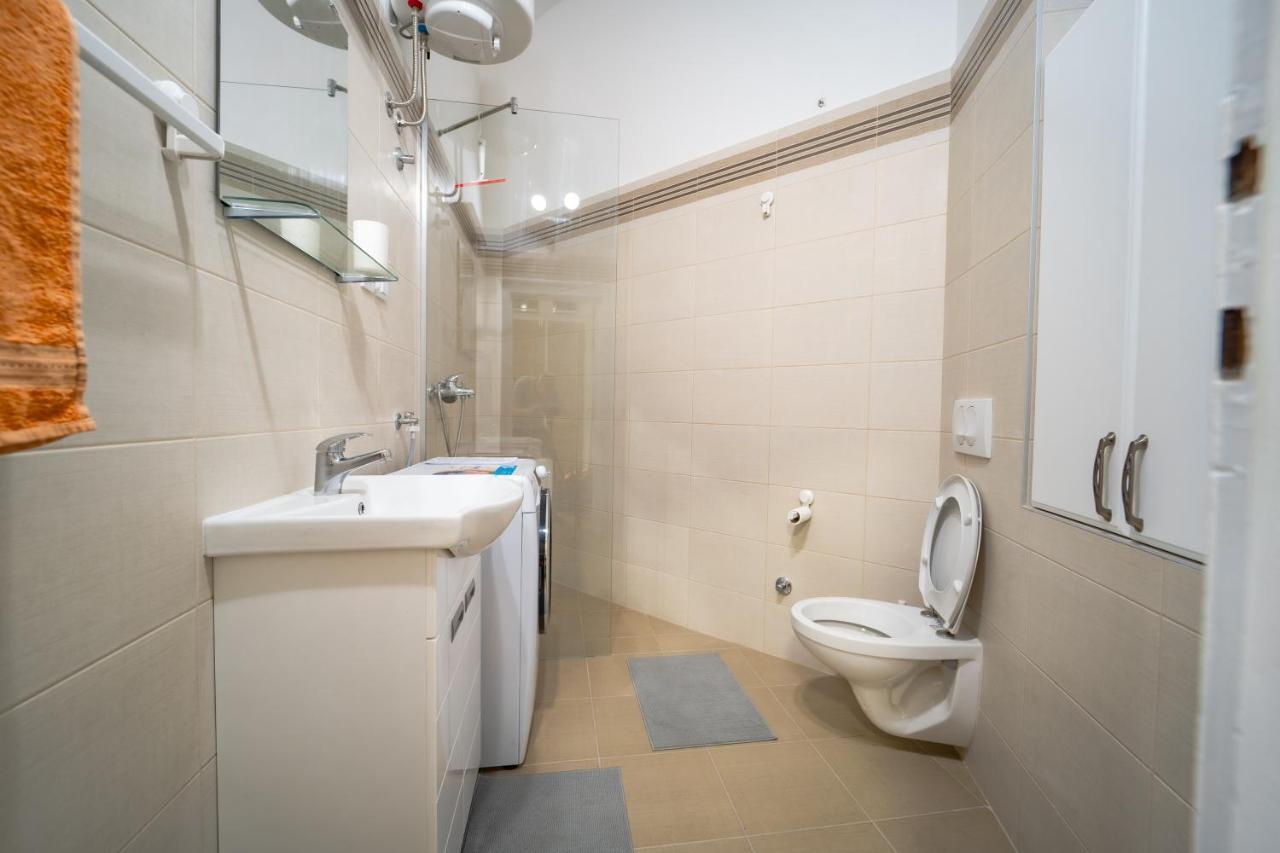 Botanical9, Belgrade Centre, 2 Bedroom Apartment מראה חיצוני תמונה