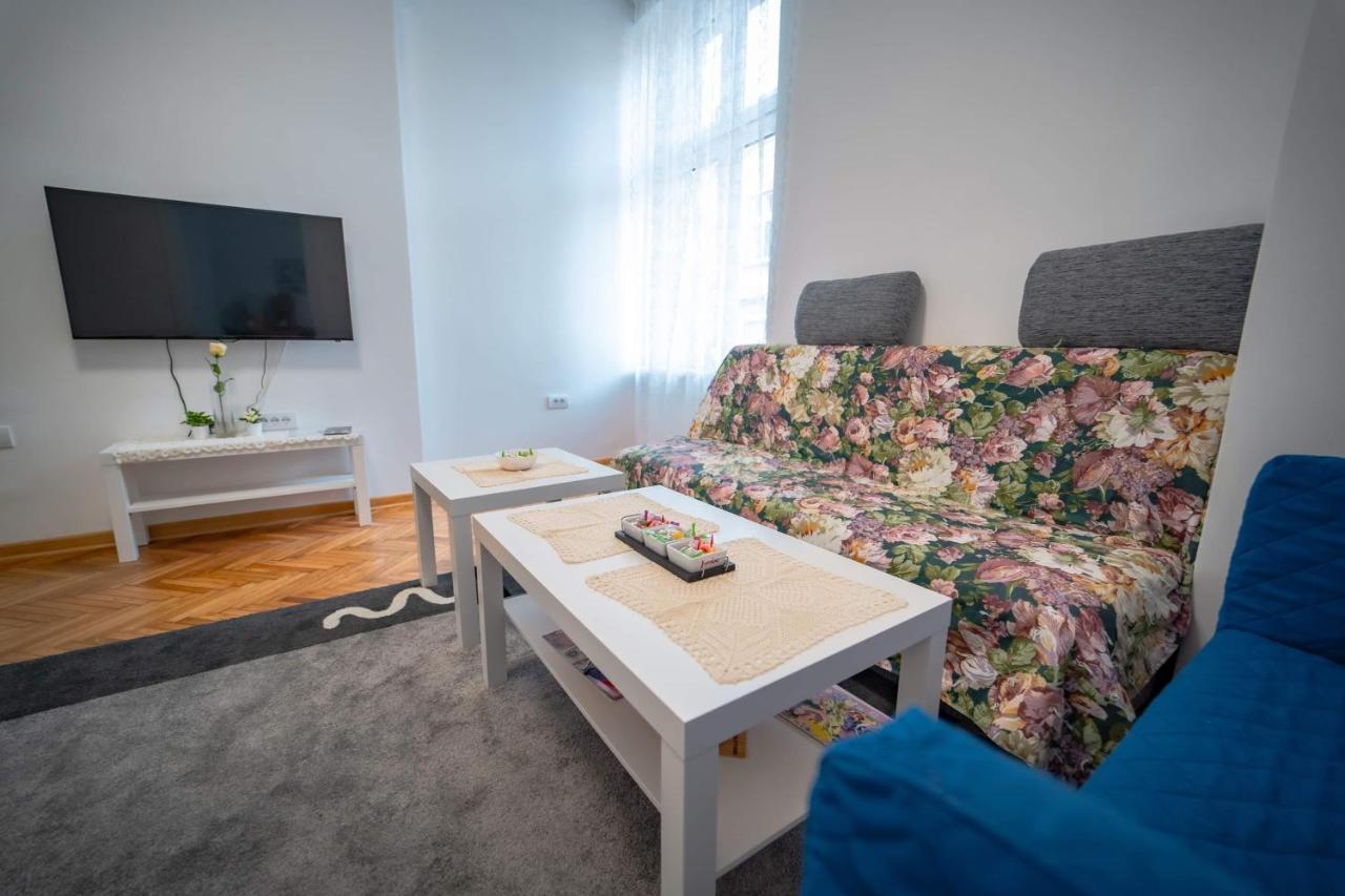 Botanical9, Belgrade Centre, 2 Bedroom Apartment מראה חיצוני תמונה